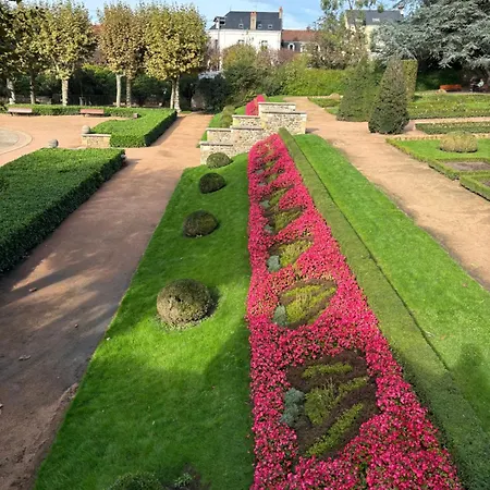 帕兰特西酒店 3* Lavault-Sainte-Anne