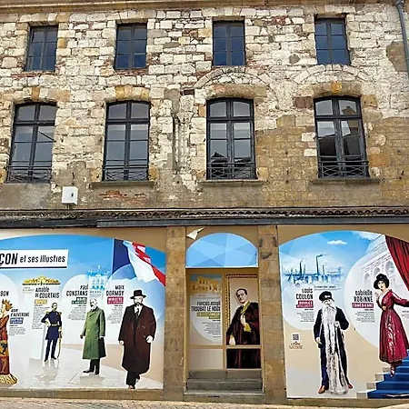 La Parenthèse 3*