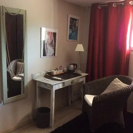 Bed & Breakfast La Parenthèse 3*