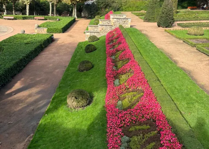 La Parenthese 3* Lavault-Sainte-Anne